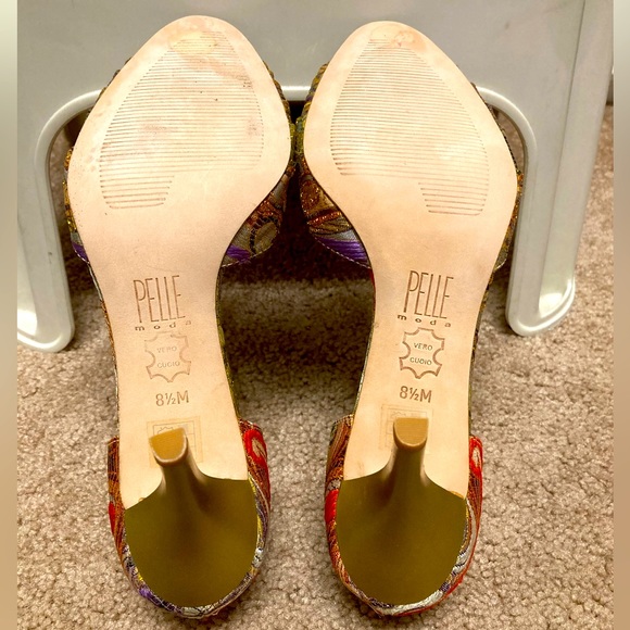 Elegant Evening Shoe by Pelle Moda - Picture 6 of 8